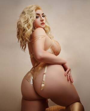 Zoe Volf nude 8