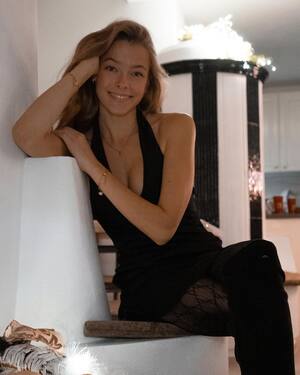 Zoe Wiesner