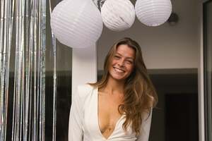 Zoe Wiesner nude 12