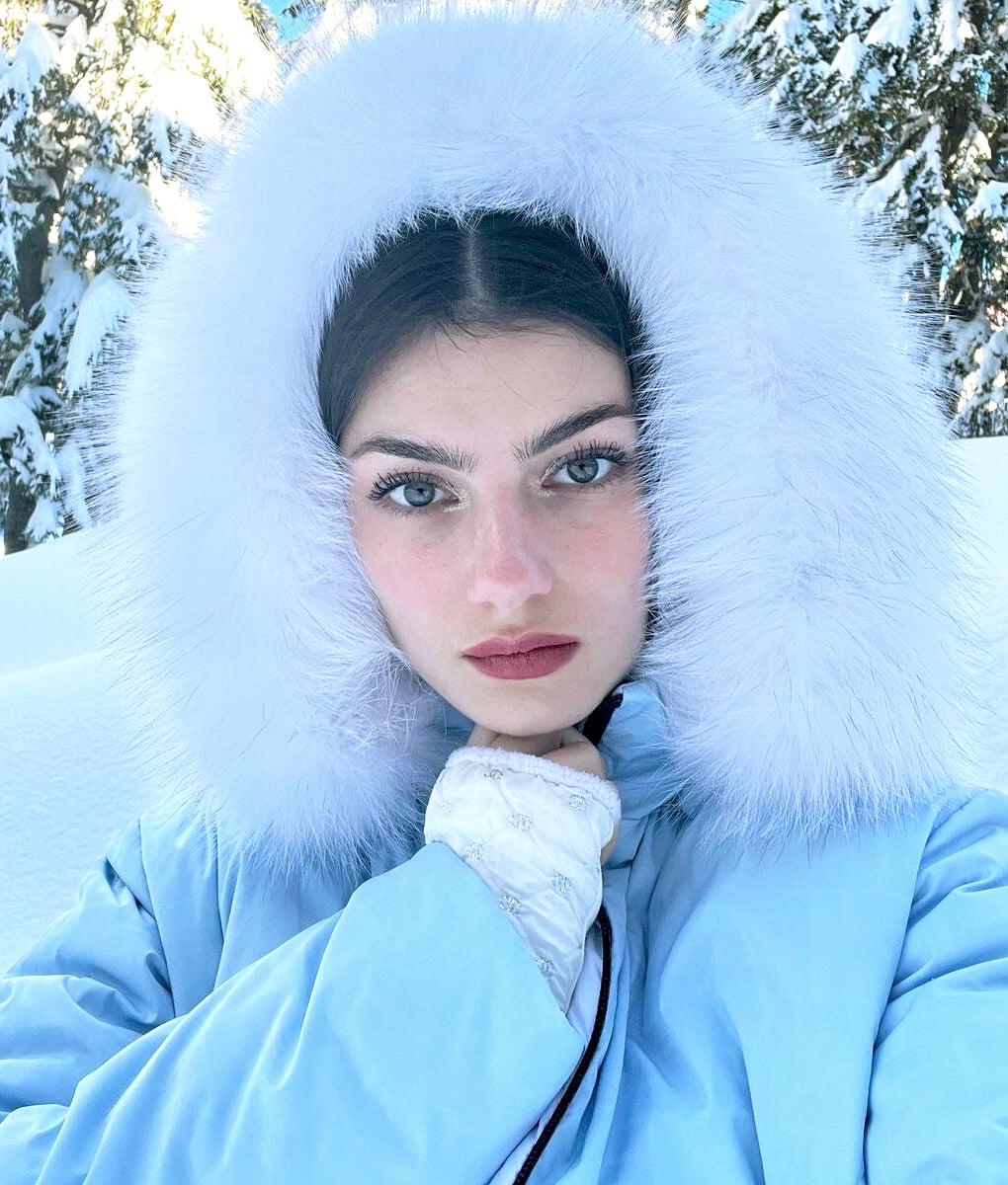 Zoia Mossour nude 6