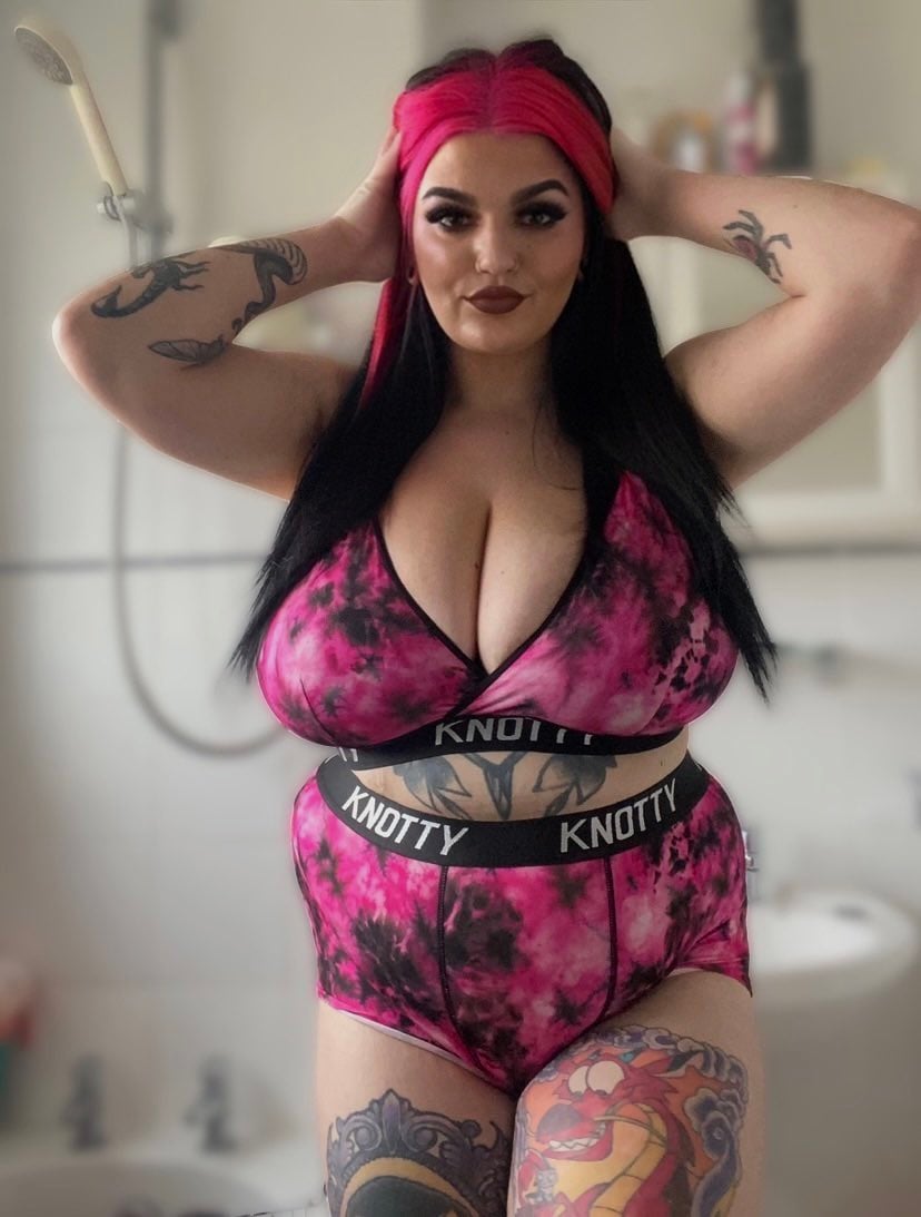 ZoWatch nude 2
