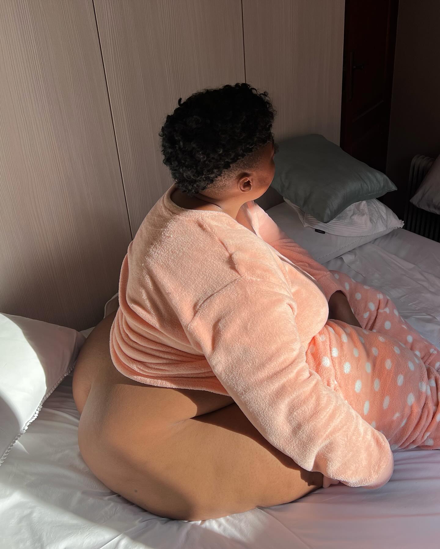 Zulu SSBBW nude 4