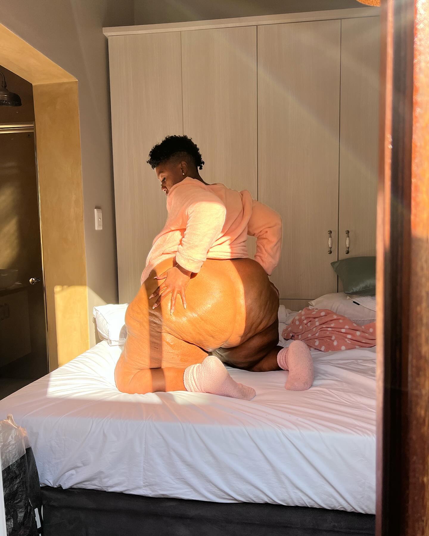 Zulu SSBBW nude 5