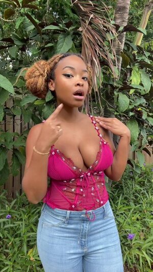 Zuri Bella Rose nude 5